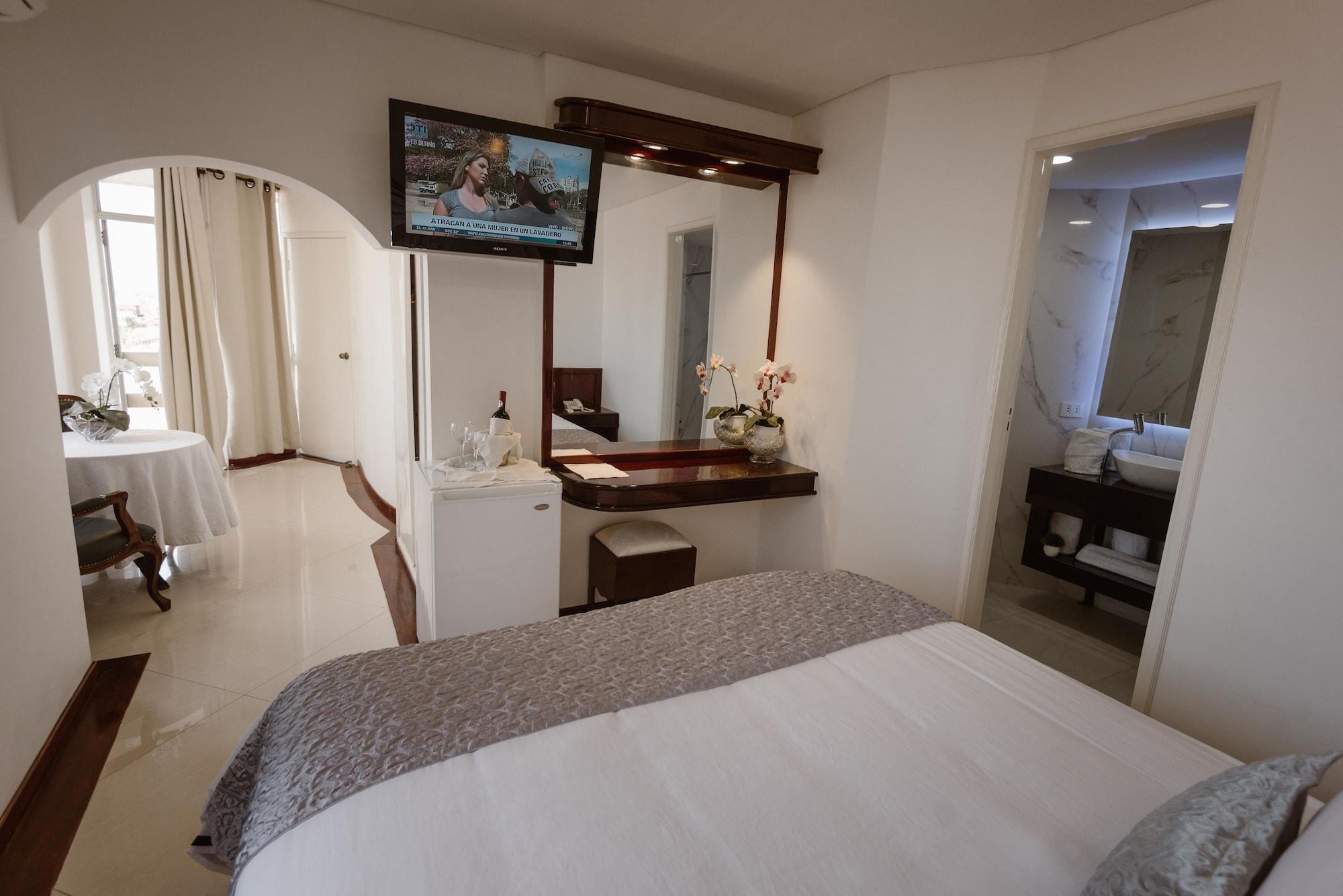 Hotel Arenal Santa Cruz de La Sierra Εξωτερικό φωτογραφία